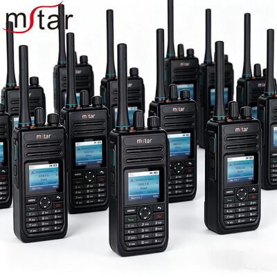 comprar M-768 DMR+PoC Walkie Talkie com Beidou/GPS posicionamento LCD de 1,8 polegadas e IP68 Waterproof Two Way Radio fabricação em linha