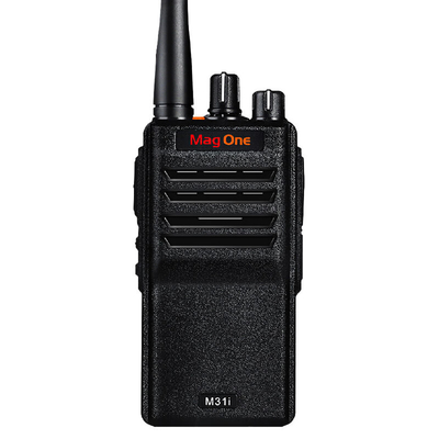 HT1250 Walkie Talkie Analog Two Way Radio Características à prova d'água Automóveis Displays Inclui