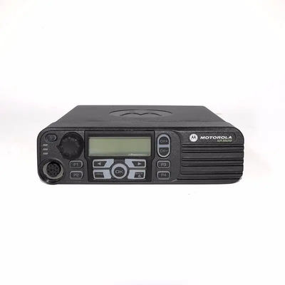Motorola DM4400 VHF/UHF Transceptor de rádio de carro 5W 50km alcance