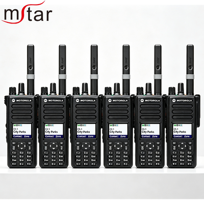 Rádio Portátil Motorola DP4800 com Alcance de Conversação de 3-5km, Bateria de 2000-2500mAh e Certificação FCC